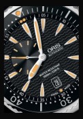 Oris Divers Small Second, Date