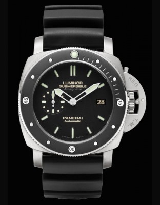 Luminor Submersible 1950 Amagnetic 3 Days Automatic Titanio