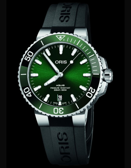 Oris Aquis Date