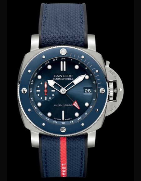 Panerai Submersible GMT Luna Rossa Titanio