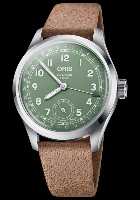 Big Crown Pointer Date Calibre 403