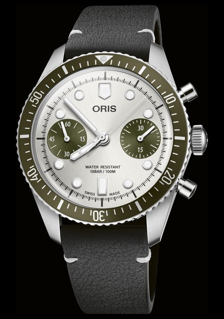 Divers Sixty-Five Chronograph