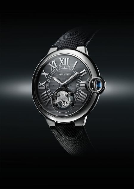 Montre concept Cartier ID One. Boîtier de 46 mm en niobium-titane. Mouvement mécanique Manufacture Cartier à remontage automatique, sans réglage. Cette montre concept n’est pas commercialisée. 