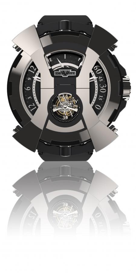 La X-Watch de DeWitt vue de face - ici côté tourbillon - avec le capot articulé en forme de X en position fermée.