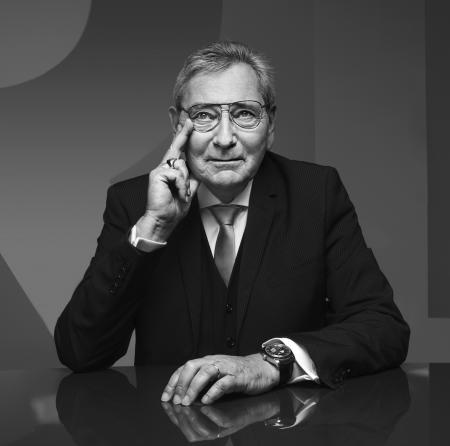 M. Roger Dubuis - Nicolas Guerin, Paris © ROGER DUBUIS 2011