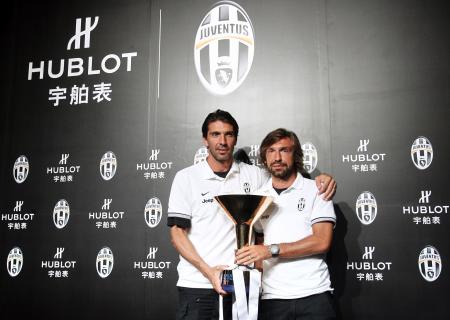 Gianluigi Buffon et Andrea Pirlo. 