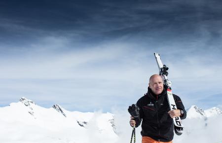 Didier Cuche, sportif d'élite et ambassadeur de Corum. 