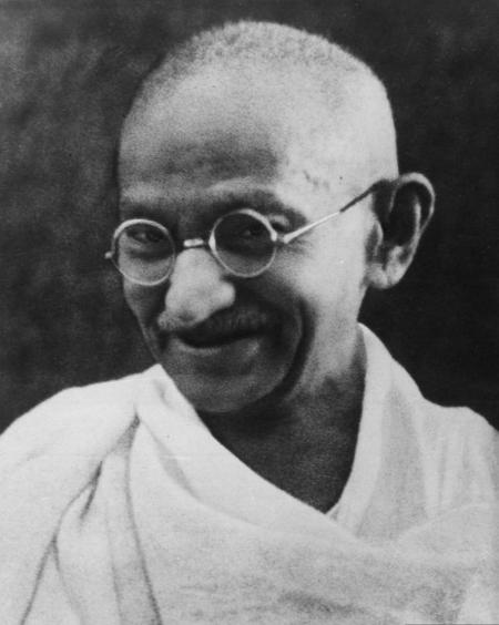 Le Mahatma Gandhi.