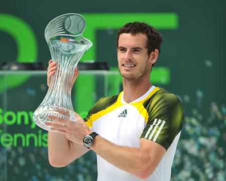 Andy Murray, ambassadeur mondial Rado, remporte le Masters 1000 de Miami.