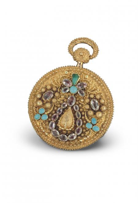 Ottoman 1824 - Montre de poche, or rose, boîte ciselée décor floral et appliques en ramolayé, rehaussée de turquoises et d'améthystes. Cadran or rose. N°11110 