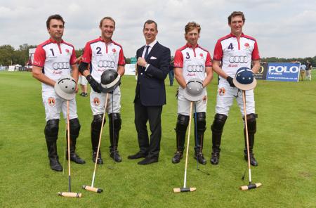 Piaget et l'équipe d'Angleterre - Ollie Cudmore, Mark Tomlinson, Philippe Léopold-Metzger, CEO Piaget, James Beim et Luke Tomlins