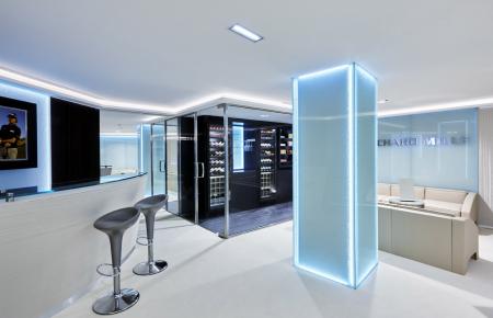 La nouvelle boutique de Richard Mille avenue Matignon - c Jerome Bryon