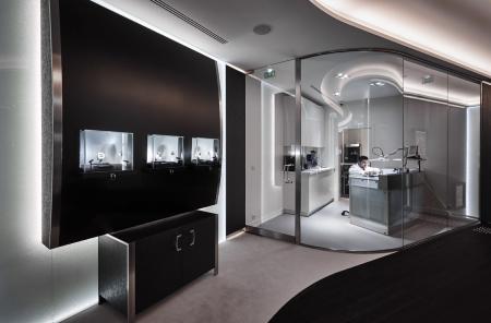 La nouvelle boutique de Richard Mille avenue Matignon - c Jerome Bryon