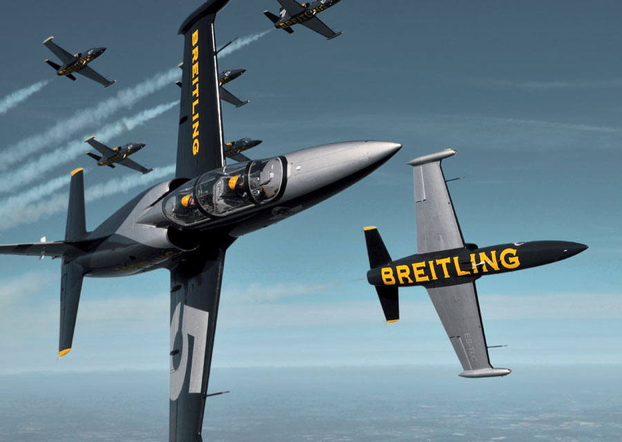 Vol de démonstration de la Breitling Jet Team