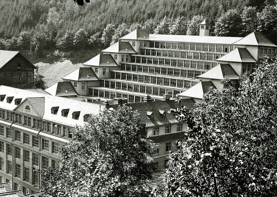 Le bâtiment en terrasses de Schramberg en 1918