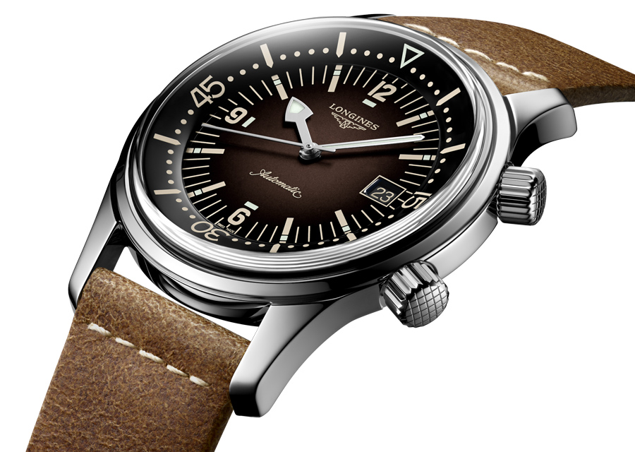 Longines propose sa Legend Diver Watch dans celle nouvelle version brune en acier