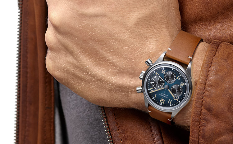 chronographe Longines Avigation Big Eye titane et cadran bleu pétrole