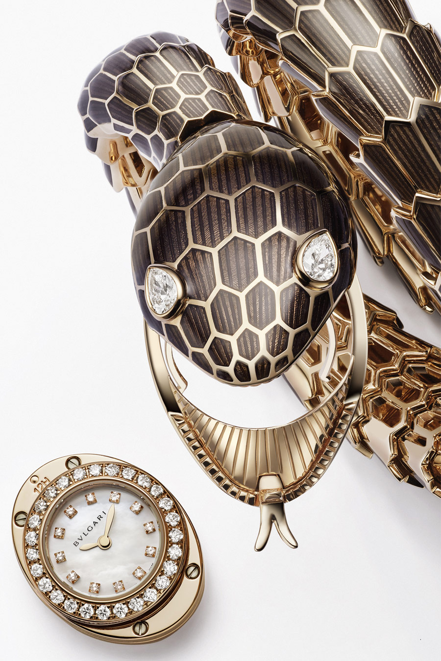 LVMH Watch Week Bvllgari Serpenti Misteriosi avec calibre miniature Piccolissimo