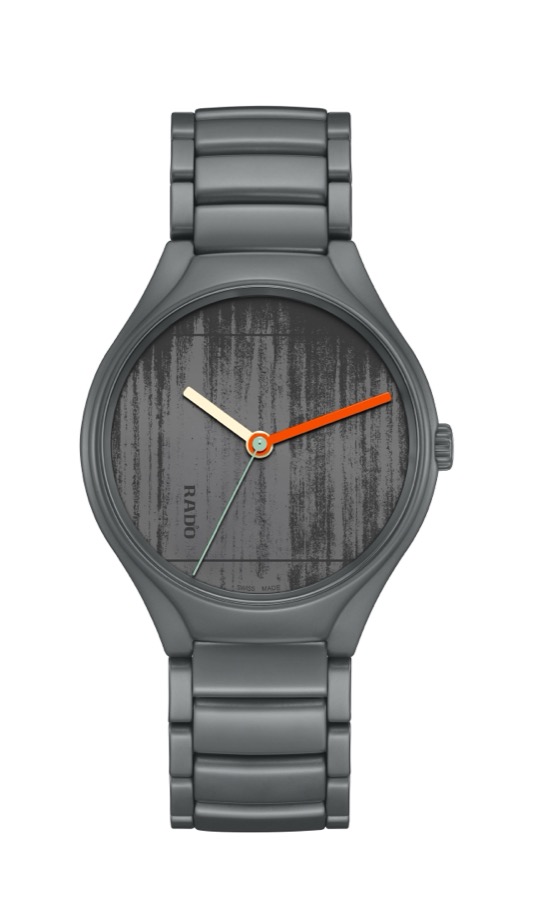 Rado – True Round x Les Couleurs® Le Corbusier®