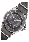 J12-G.10 Chromatic